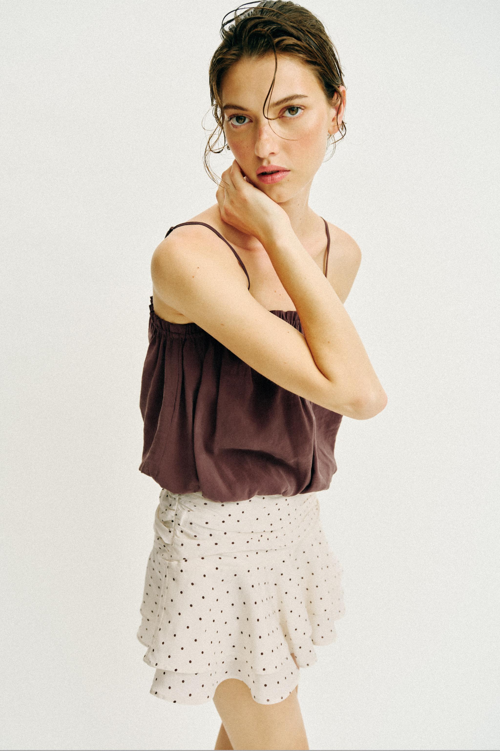 BALLOON STRAP TOP