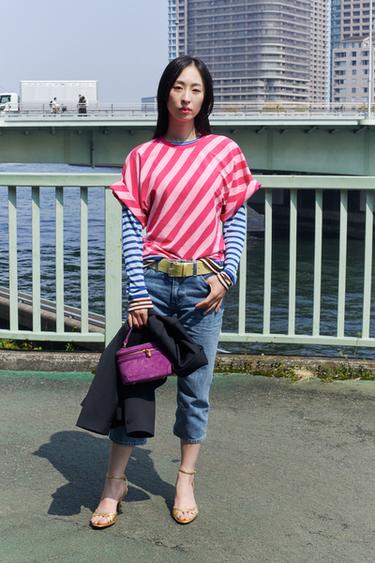 ZWコレクション ミッドライズカプリデニムパンツブルーZaraのZWコレクション ミッドライズカプリデニムパンツ - ブルー 