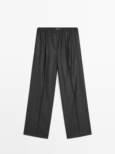 Pantalón pinza raya diplomática - Gris de Zara
