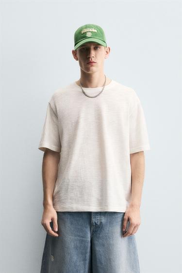 CAMISETA RELAXED FIT ESTRUCTURA - Blanco de Zara