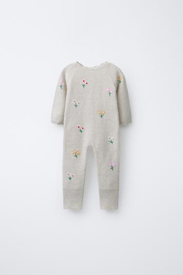 COMBINAISON EN MAILLE À FLEURS BRODÉES - Beige clair de Zara