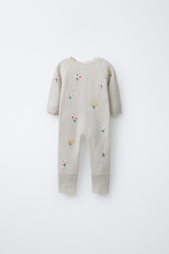 MONO PUNTO FLORES BORDADOS - Beige claro de Zara - Imagen 0