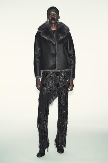 معطف قصير قابل للعكس من الفرو الاصطناعي - أسود الخاص بـ Zara