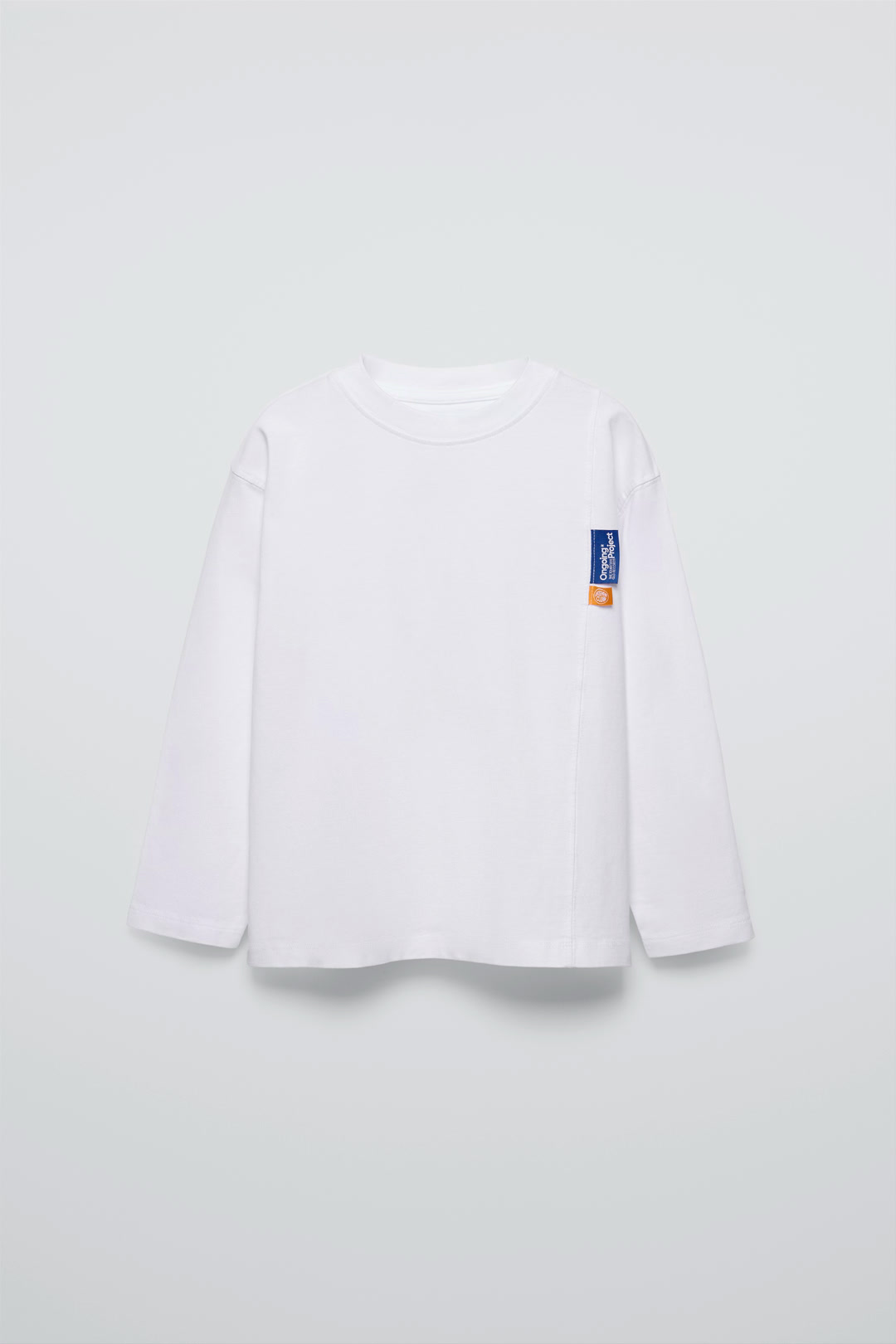 Tシャツ・カットソー OFF-WHITE WHITE LONG-SLEEVED T-SHIRT LONG SLEEVED GRAPHIC TEE - Onitsuka Tiger | Onitsuka Tiger