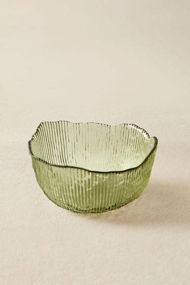 GLASS BOWL WITH RAISED DESIGN - Green by Zara
