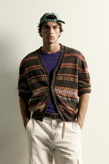 CÁRDIGAN REGULAR FIT JACQUARD ALGODÓN - LINO - Marrón de Zara