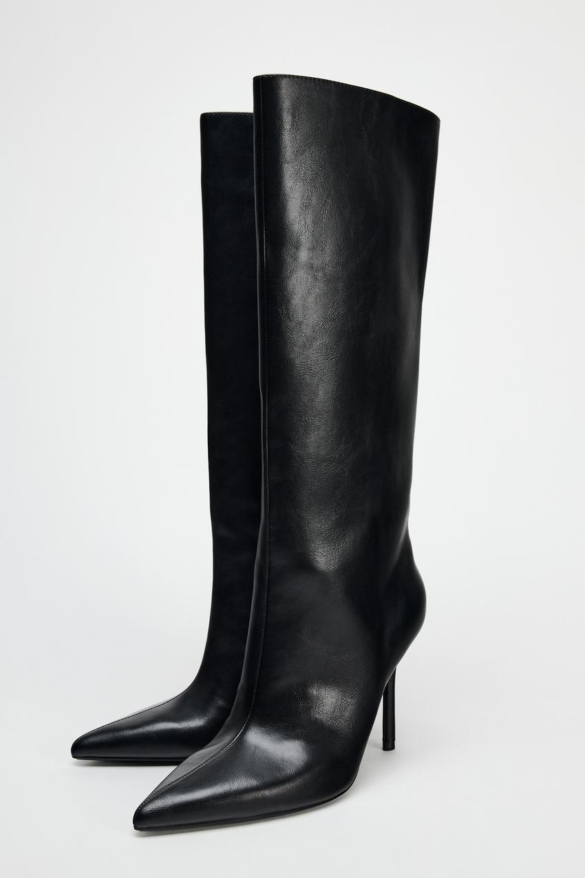 STITCHED DETAIL HEELED BOOTS