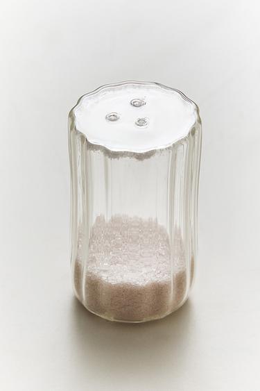 BOROSILICATE GLASS SALT SHAKER - Transparent by Zara
