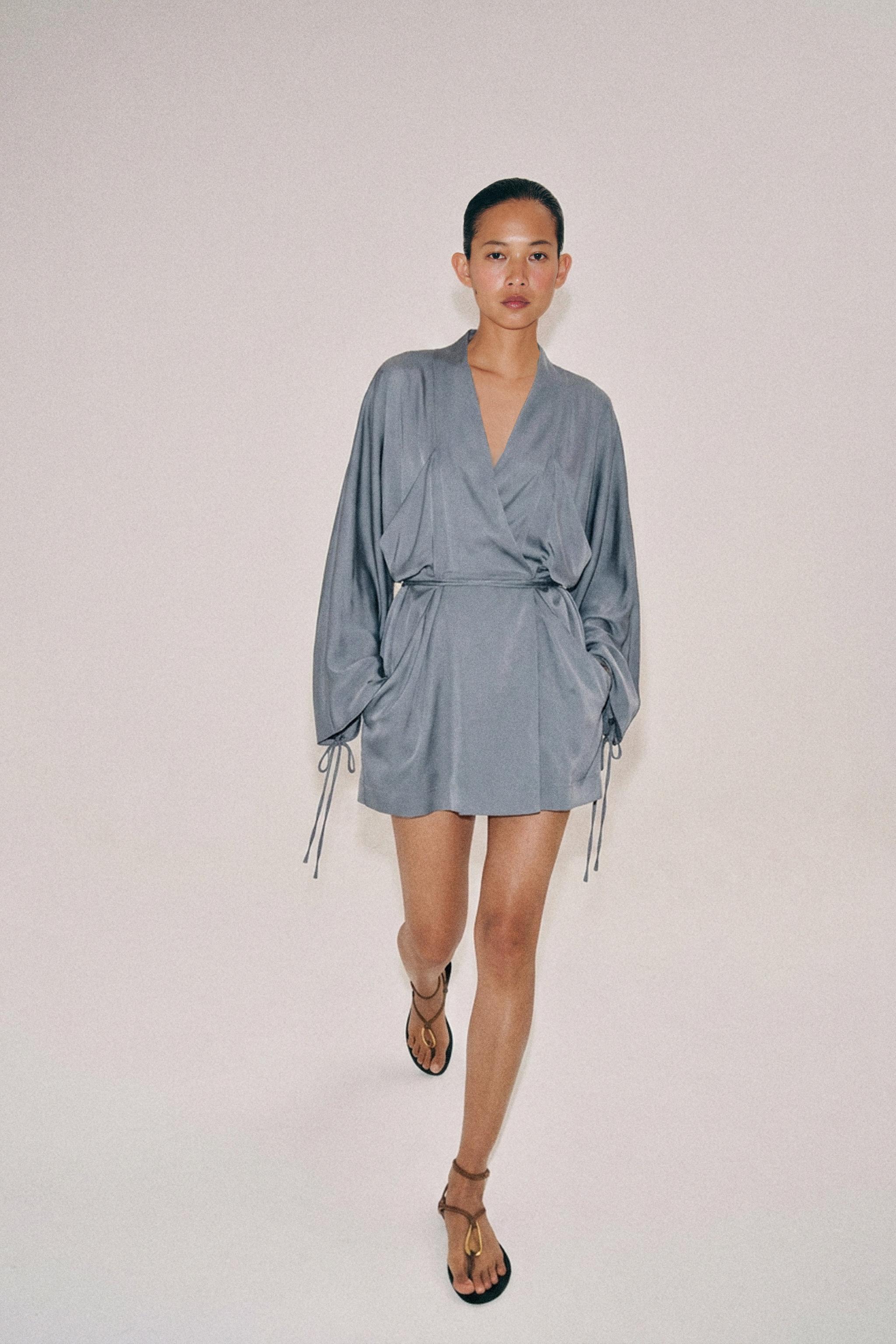 Женские платья Zara ZW COLLECTION SHORT WRAP DRESS