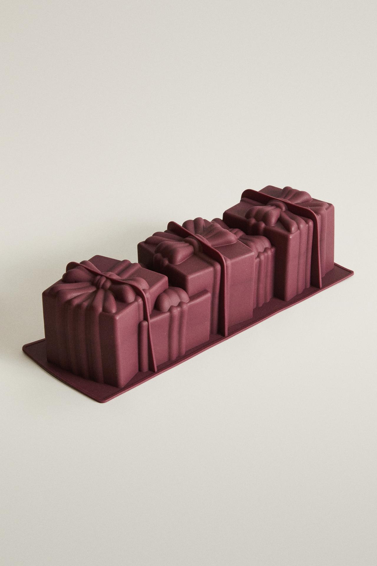 CHRISTMAS GIFT SILICONE MOULD — Burgundy