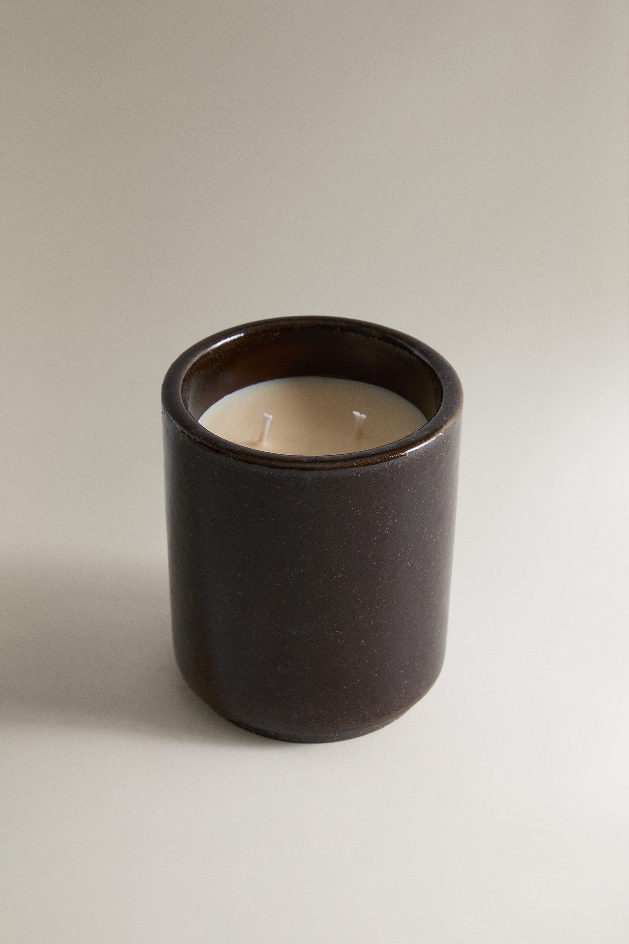 (420 G) COFFEE CREAM SCENTED CANDLE — Sand