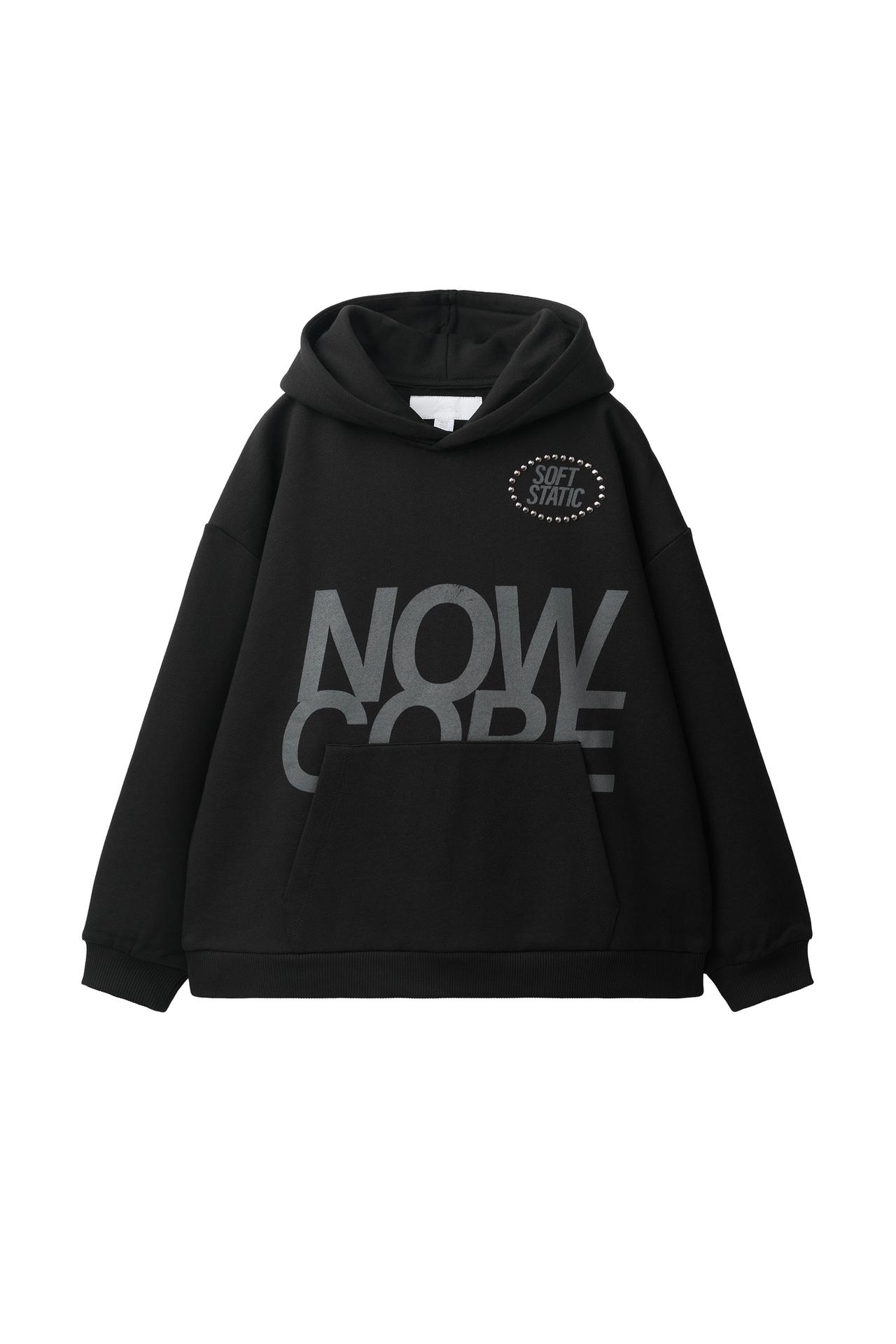 Худи со слоганом и заклёпками