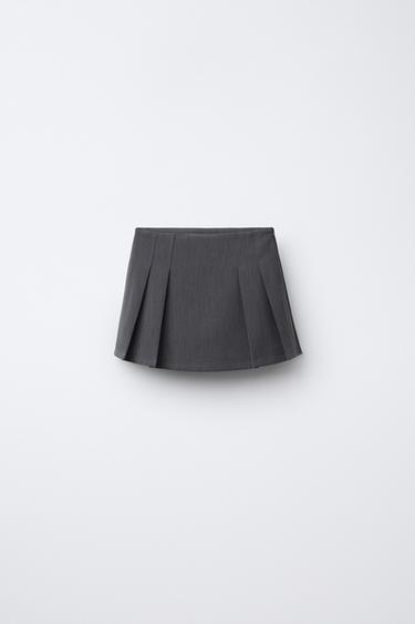 PLEATED BERMUDA SKORT - Grey by Zara