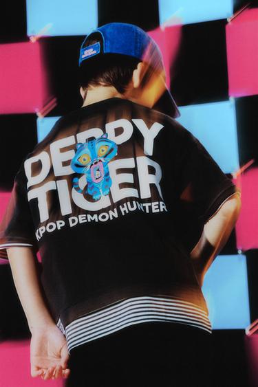 Zara KPOP DEMON HUNTERS™ NETFLIX © T-SHIRT - Anthracite grey