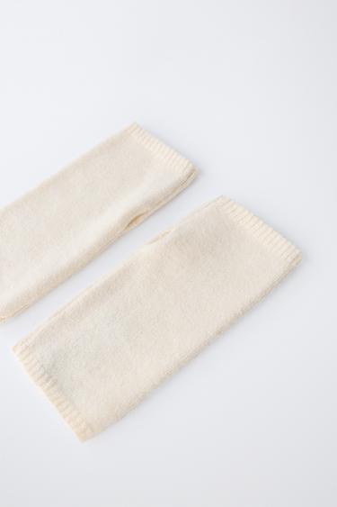 KNIT MITTENS WITH EMBROIDERED HEARTS - Ecru by Zara - Image 2