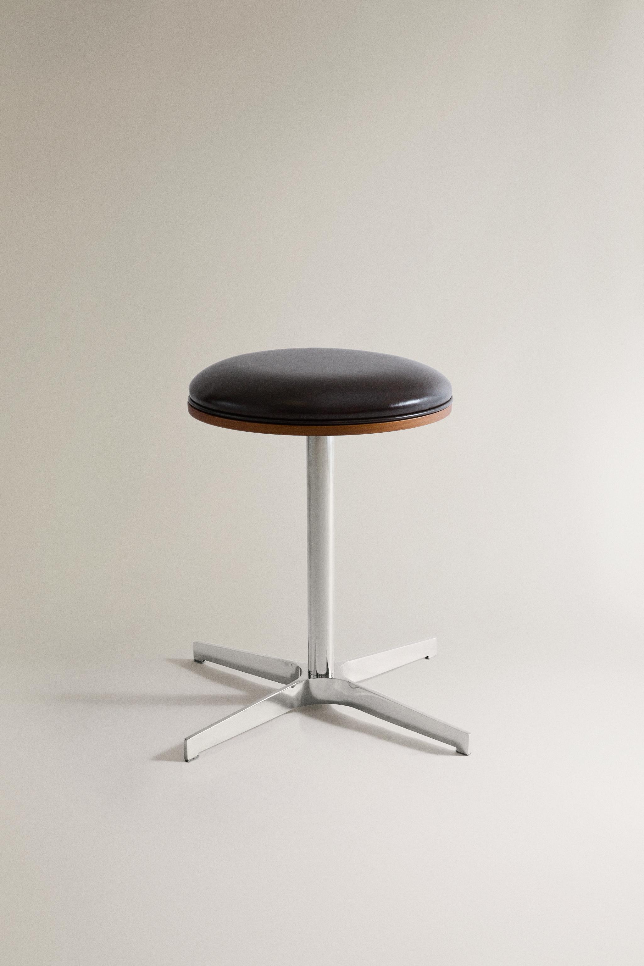 LEATHER AND STAINLESS STEEL STOOL - Chocolate brown | ZARA United