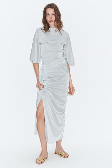 SANDALIA PLANA EFECTO METALIZADO - Oro de Zara
