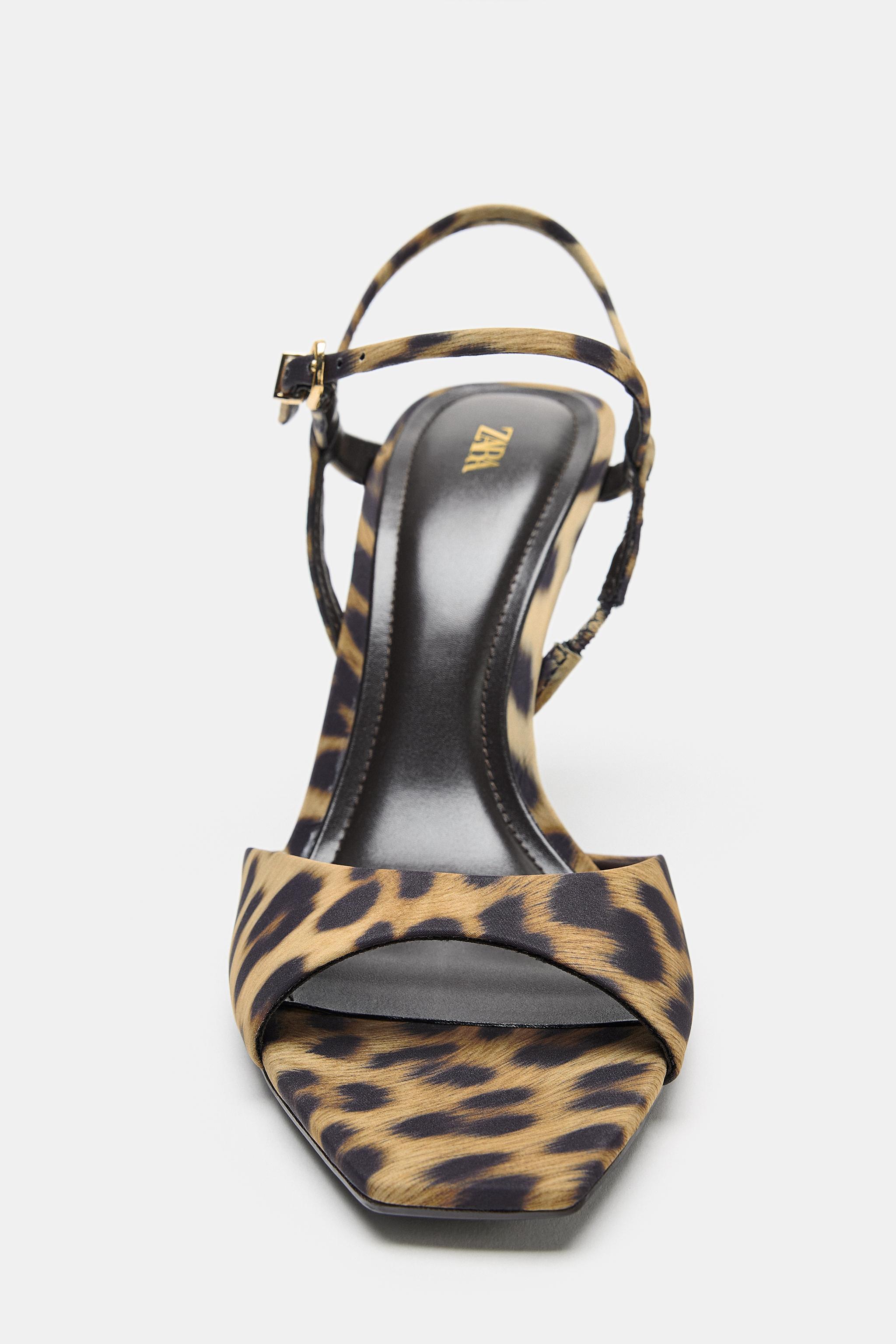 PRINTED HEELED SANDALS