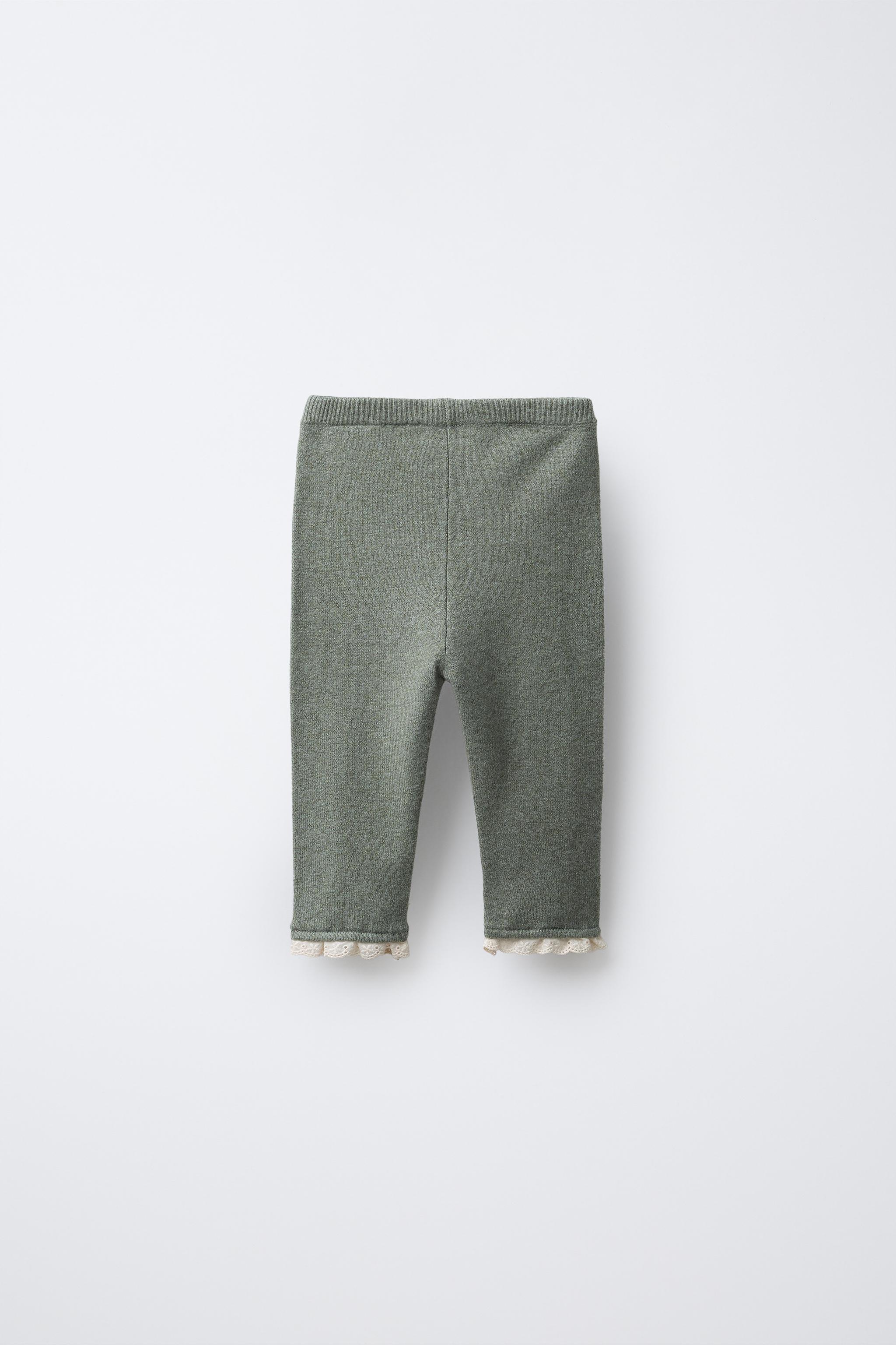 LEGGING EN MAILLE AVEC DENTELLE