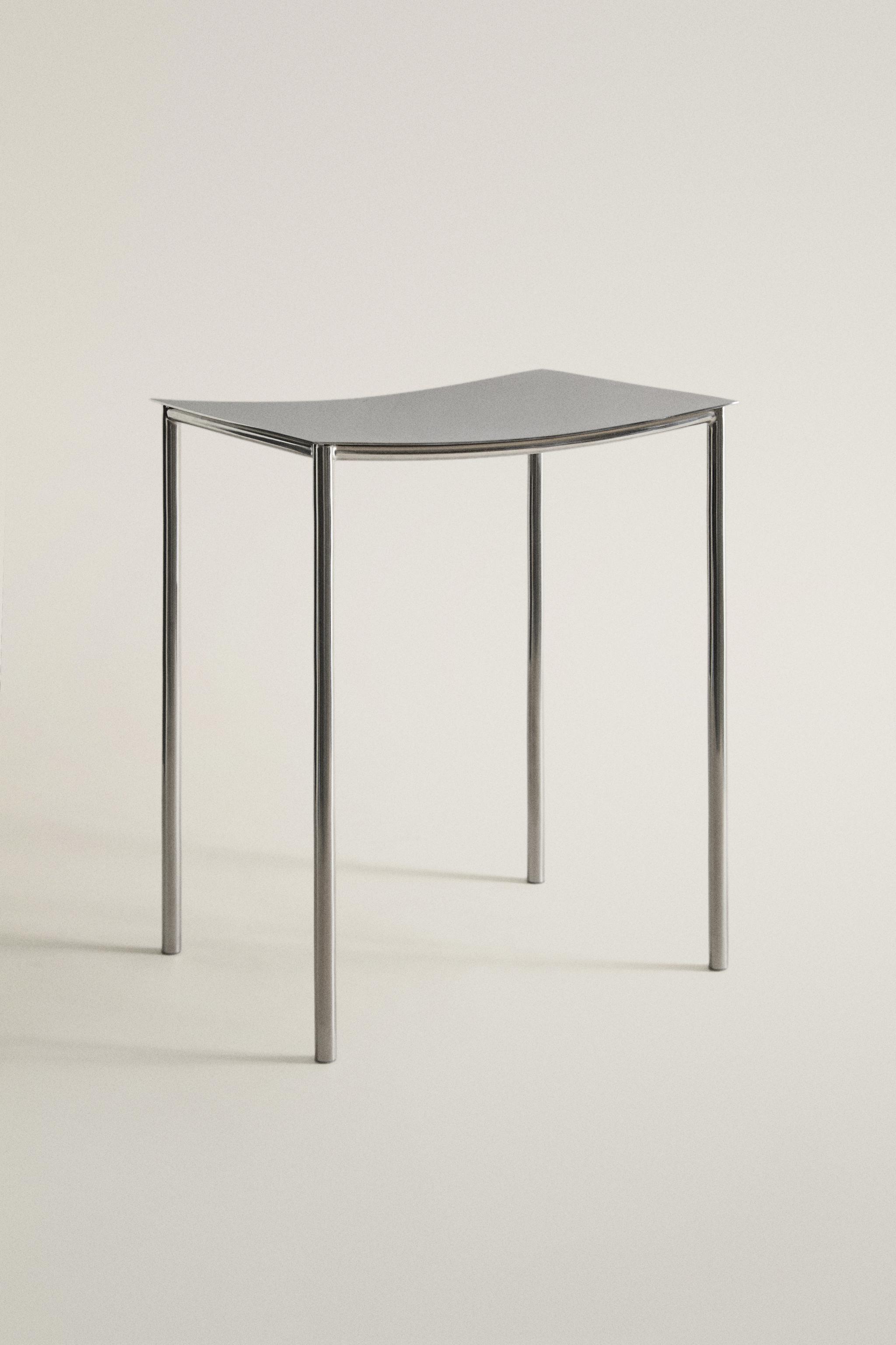 STAINLESS STEEL STOOL