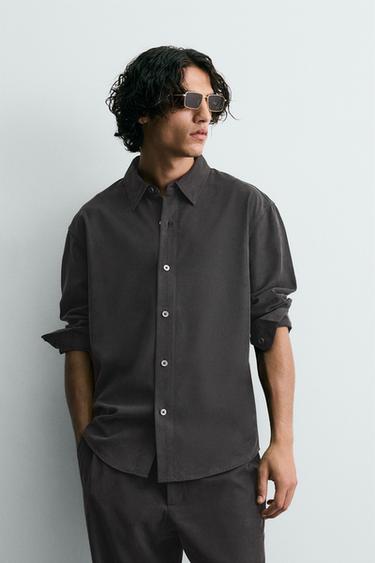 CAMISA FLUIDA RELAXED FIT - Negro de Zara