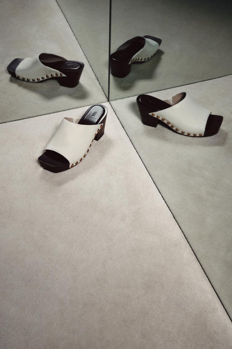 CUÑAS DE CUERO DE EDICIÓN LIMITADA CON DETALLE DE TACHAS 2
