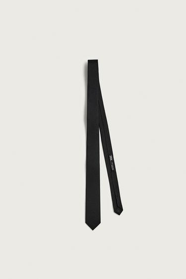100% SILK SKINNY TIE - Black by Zara