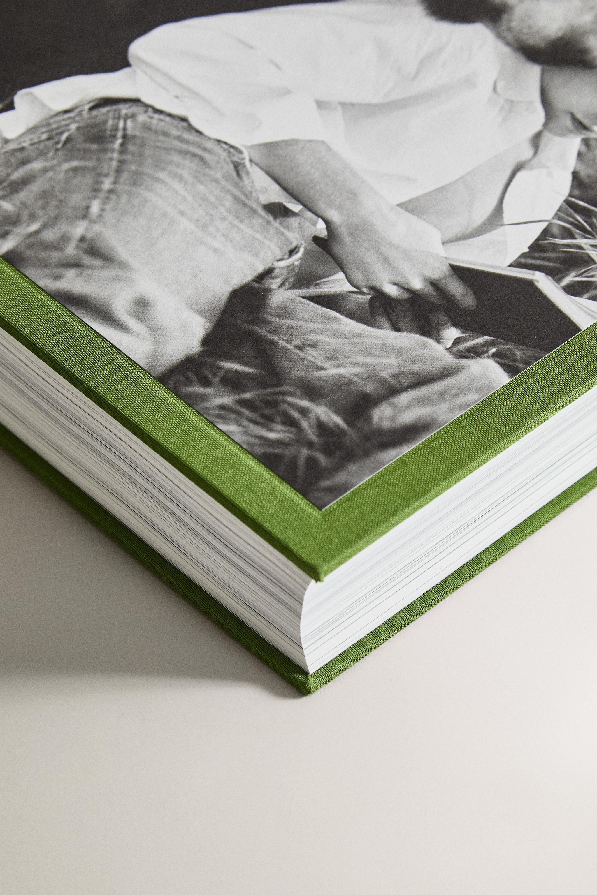 BRUCE WEBER. MY EDUCATION BOOK (ENGLISH) — Beige marl