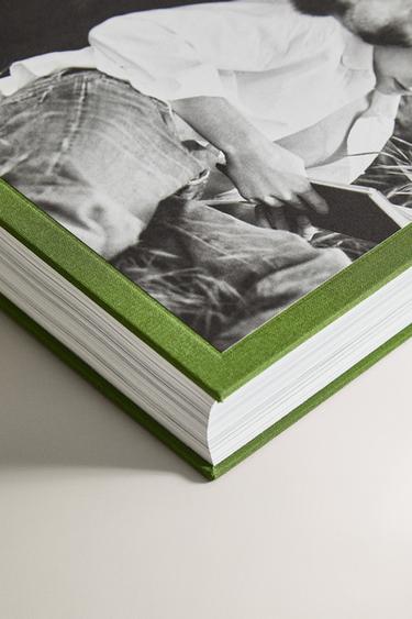 BRUCE WEBER. MY EDUCATION BOOK (ENGLISH) — Beige marl 2