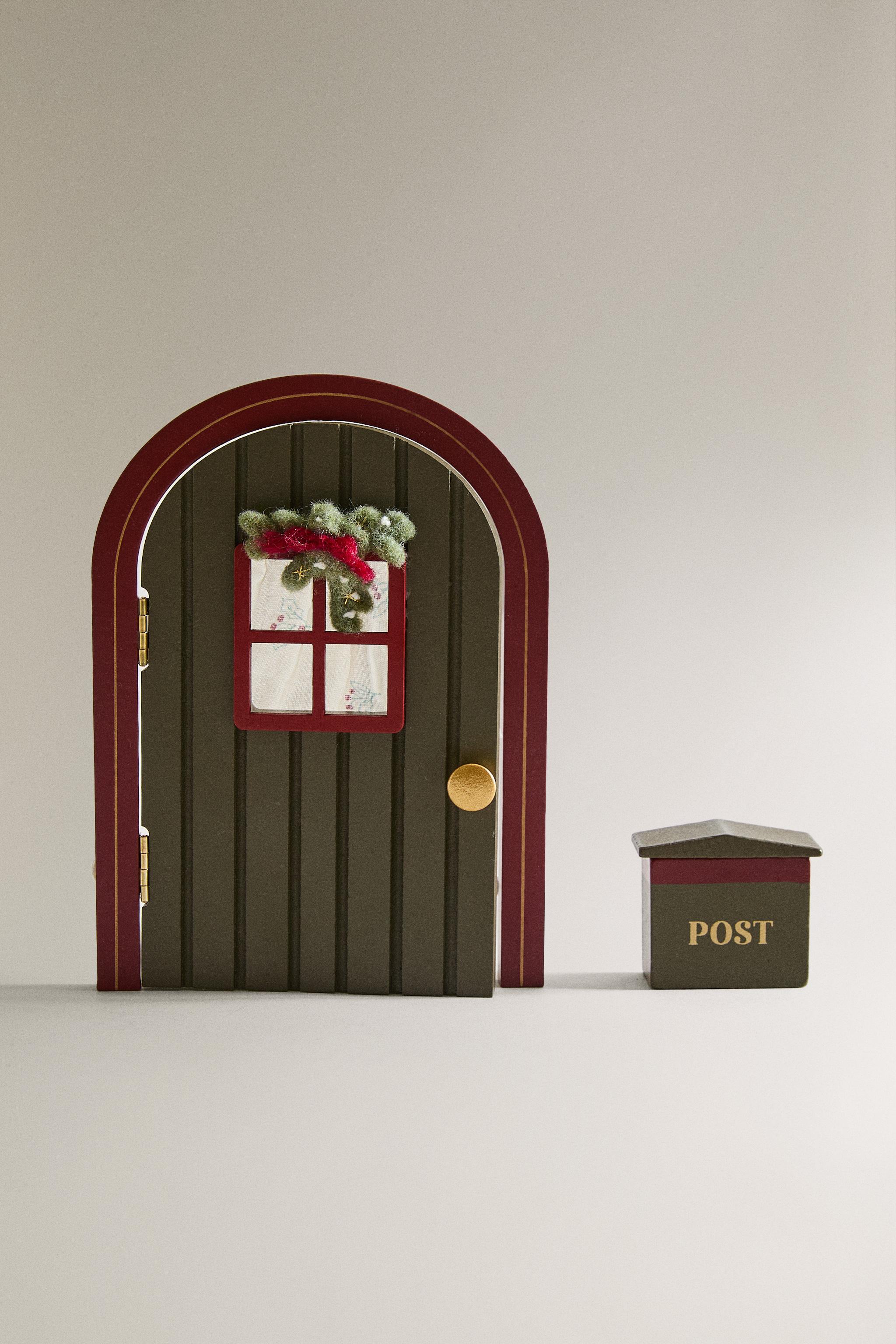 CHILDREN'S MAGIC CHRISTMAS MINI DOOR