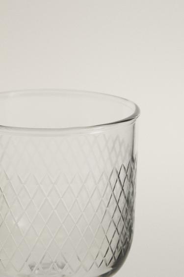 ENGRAVED WINE GLASS - Transparent by Zara - Image 2