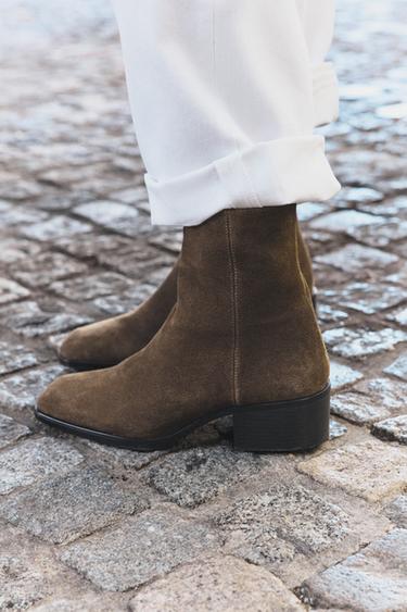 SUEDE HEELED ANKLE BOOTS — Taupe Gray 2
