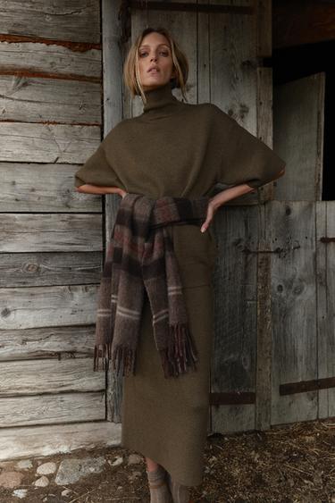 FALDA CON LANA MIDI RECTA - Khaki de Zara - Imagen 0