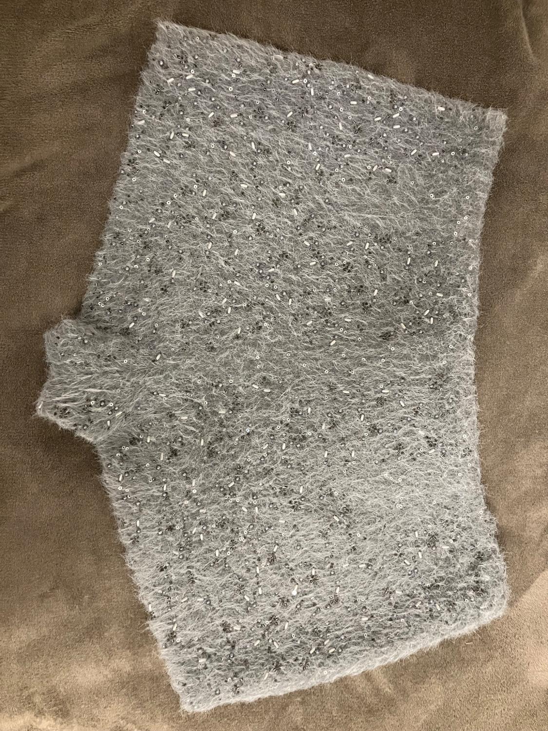 MINI FAUX FUR BEADED SHORTS - Image 2