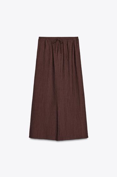 MITTELLANGER ROCK MIT KNITTEREFFEKT - Burgundrot von Zara