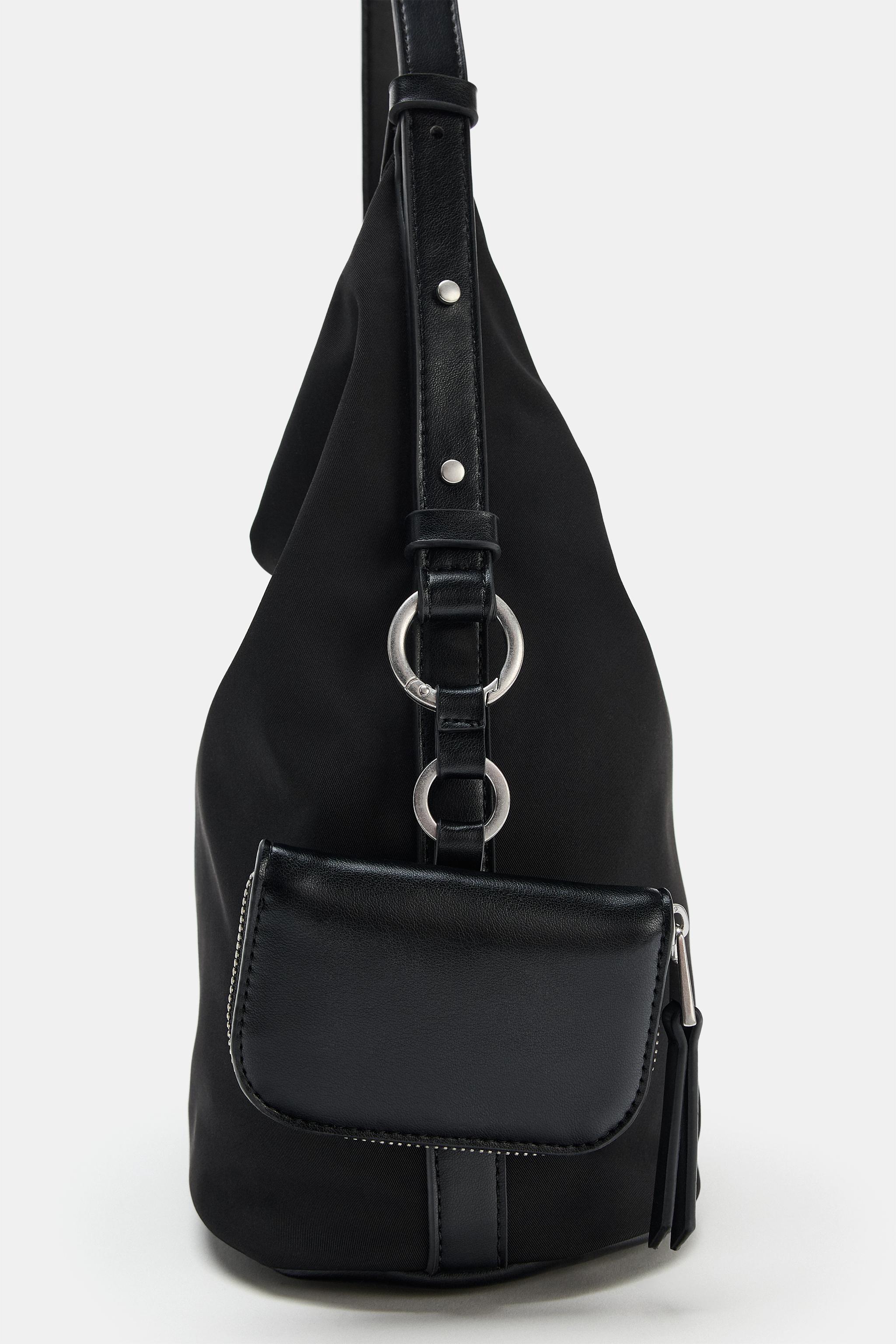 チャーム付きショルダーバッグ - ブラック | ZARA Japan / 日本