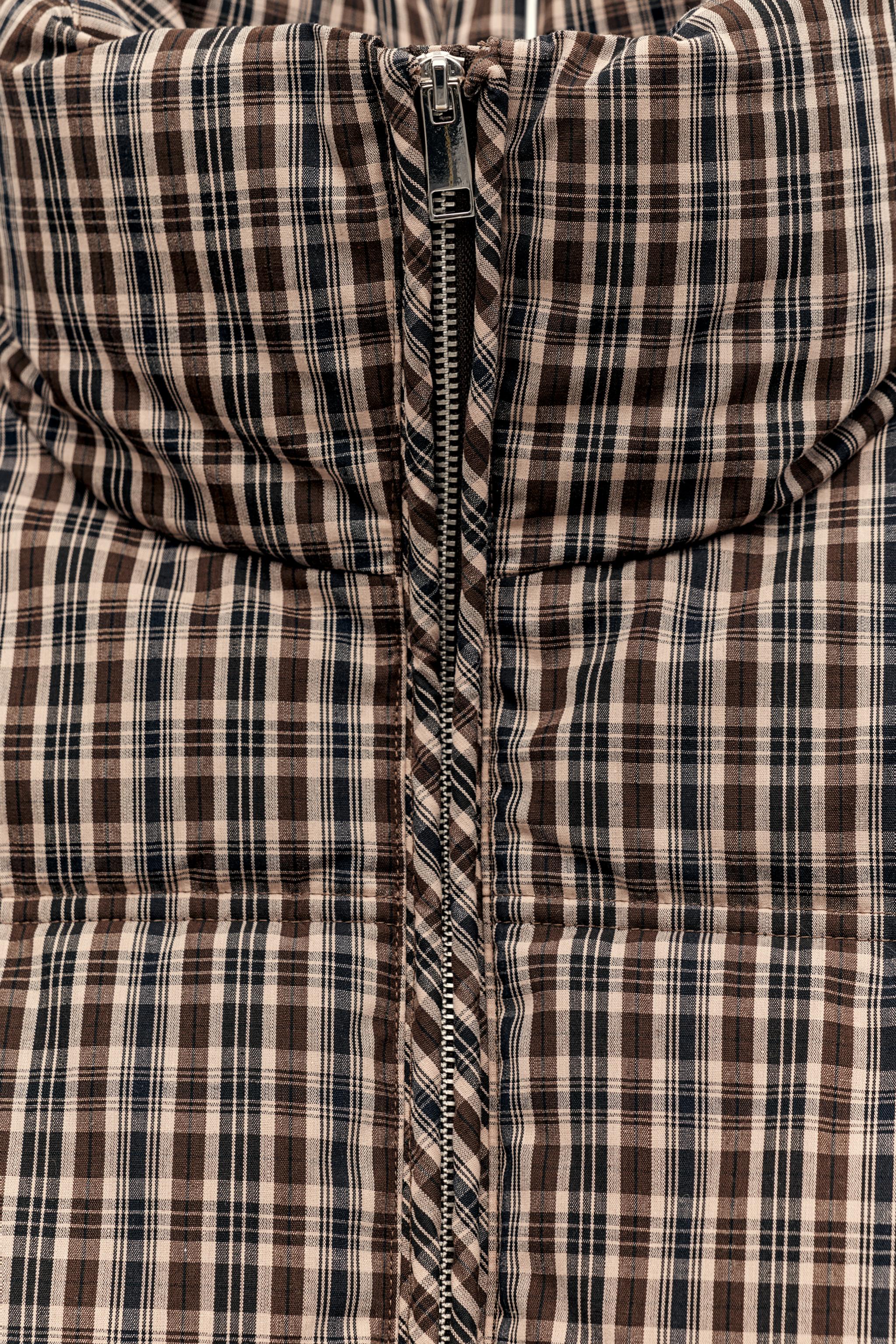 ANORAK MATELASSÉ À CARREAUX