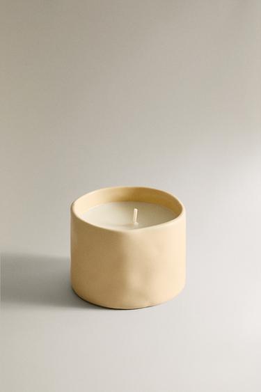 (150 G) LUMINOUS CAMELLIA SCENTED CANDLE - Light pink by Zara - Image 1