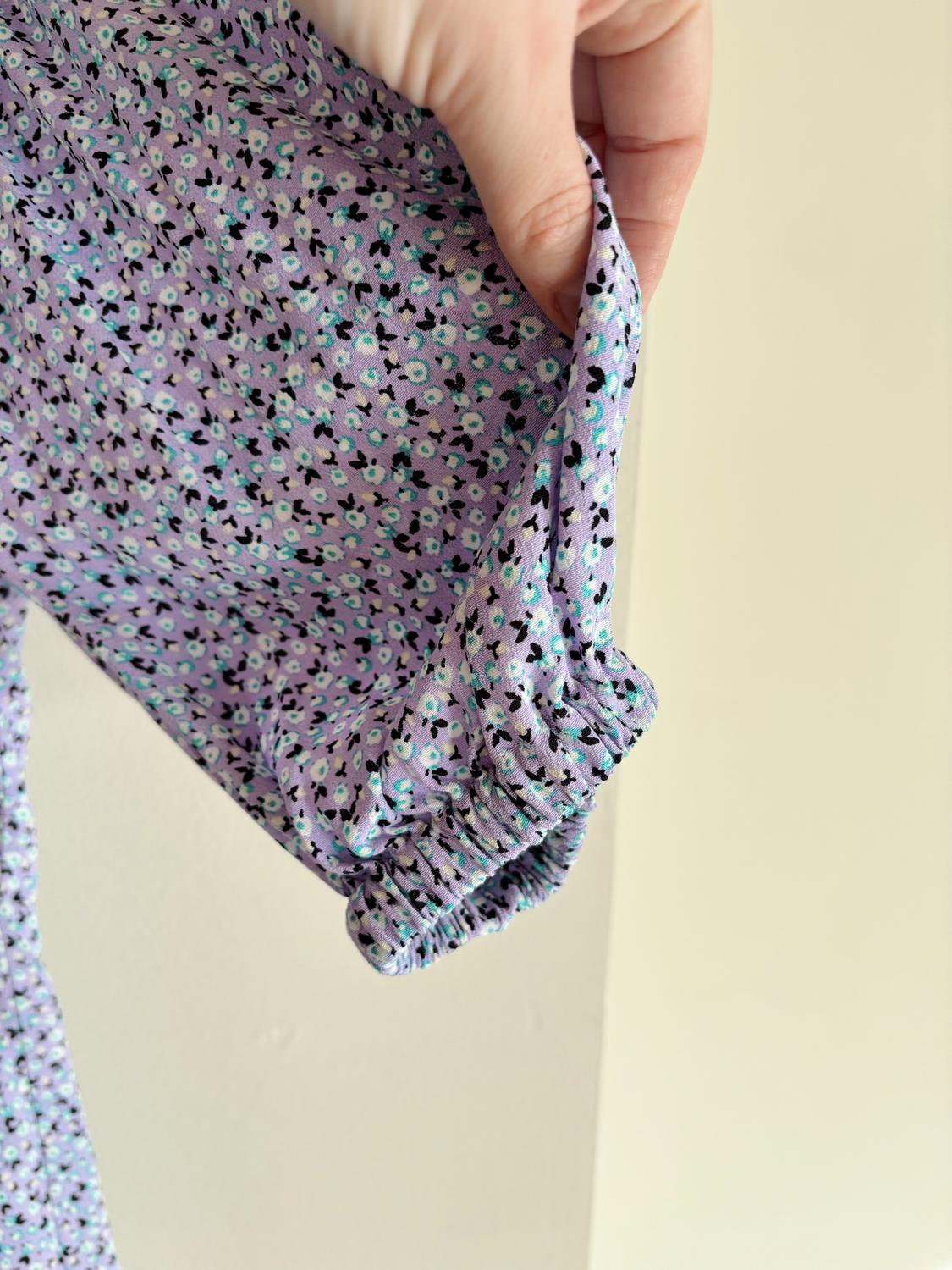 PRINTED JUMPSUIT WITH BELT - Image 3