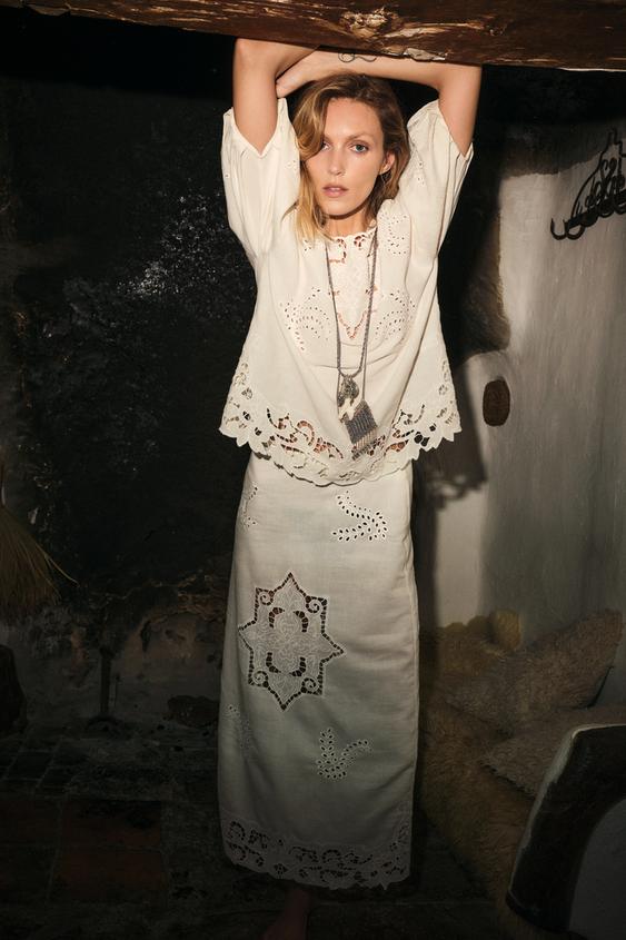 ZW COLLECTION EYELET EMBROIDERED BLOUSE