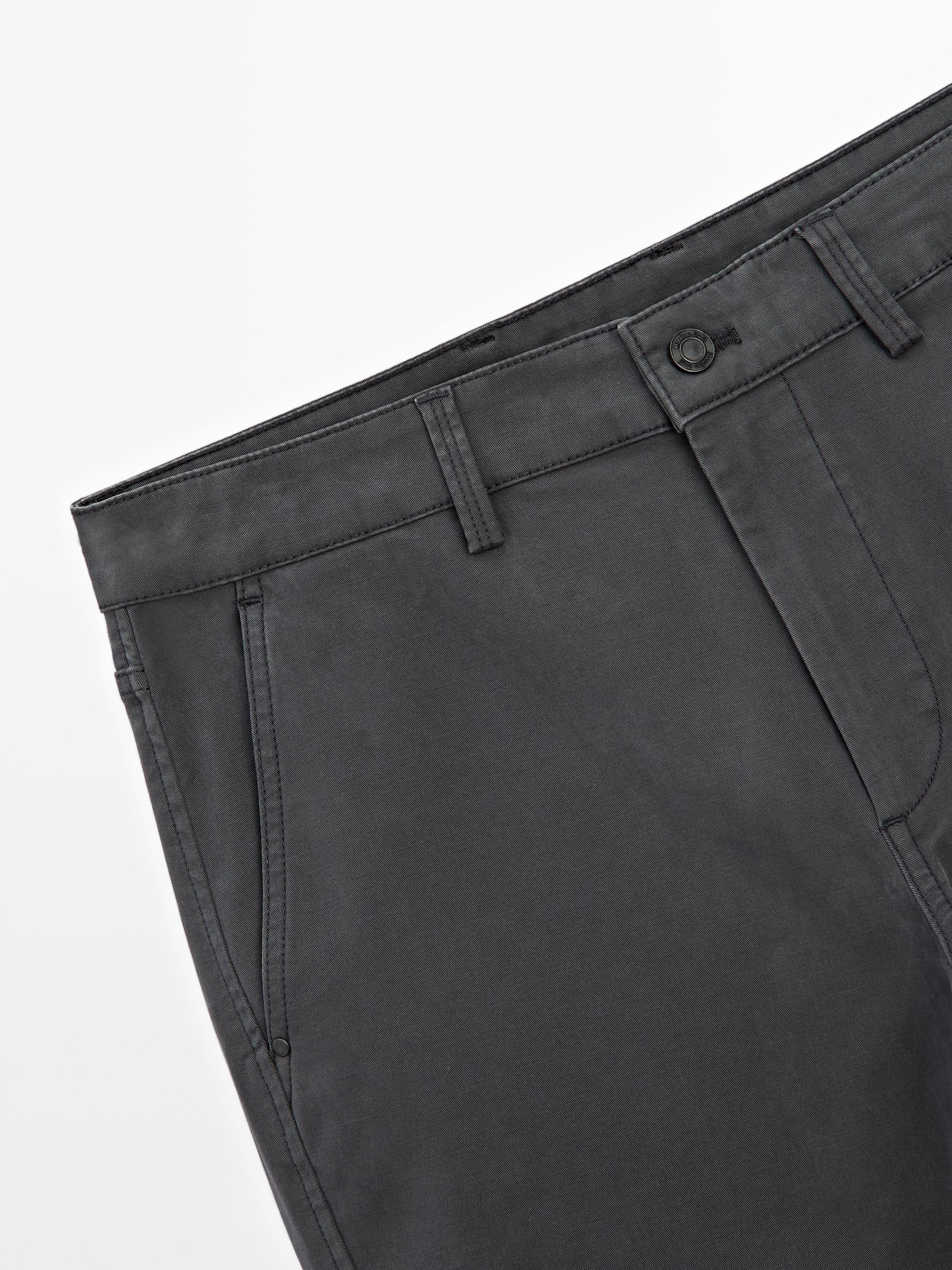 Pantalon tapered fit émerisé