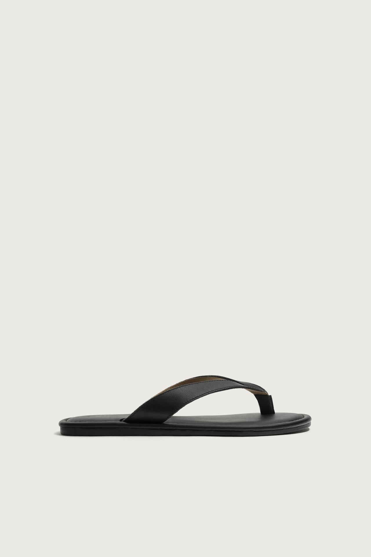 LEATHER STRAP SANDALS — Black