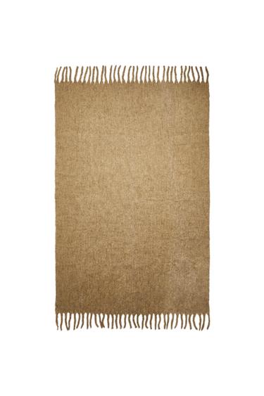 MANTA SUAVE FLECOS - Beige claro de Zara