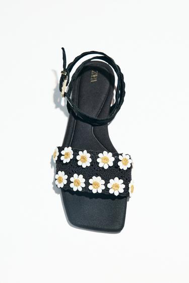SANDÁLIA DE CROCHÊ COM FLORES - Preto da Zara