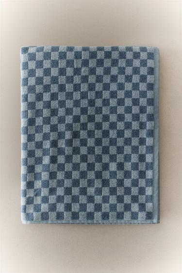 CHEQUERED BATH TOWEL - Blues by Zara - Image 4