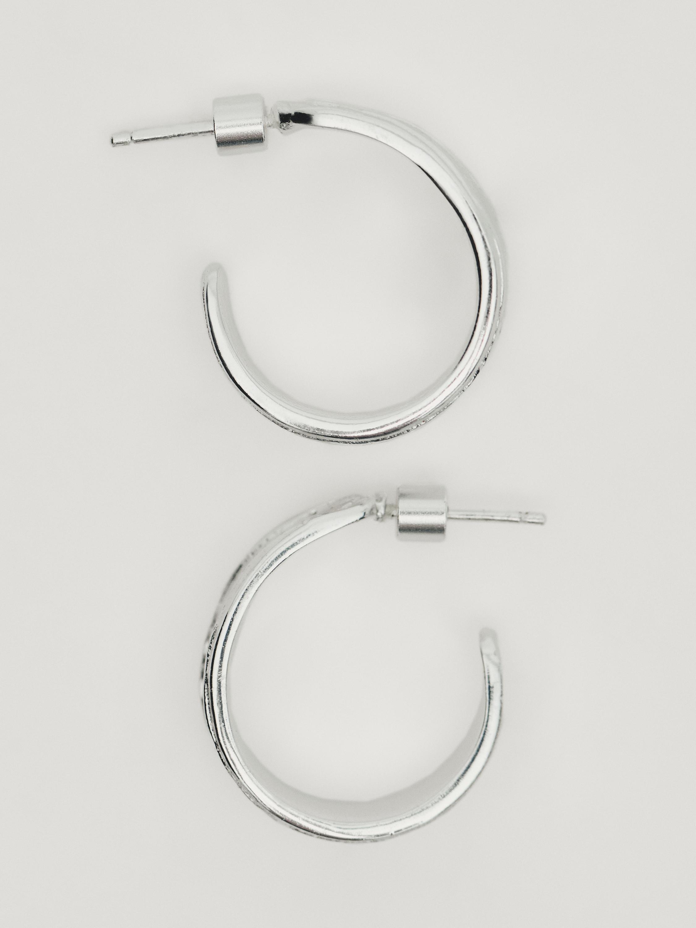 Earrings with textured detail