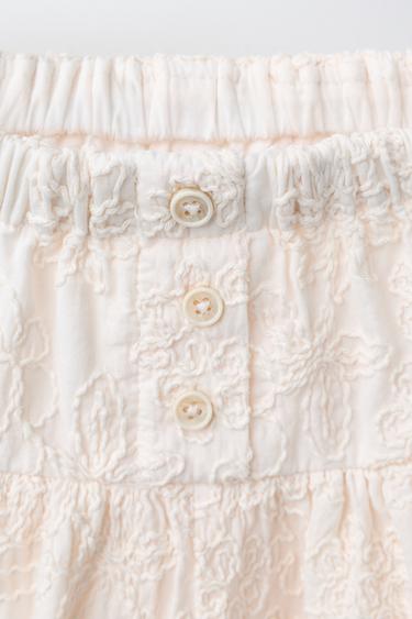 SHORT À FLEURS BRODÉES - Écru de Zara - Image 2