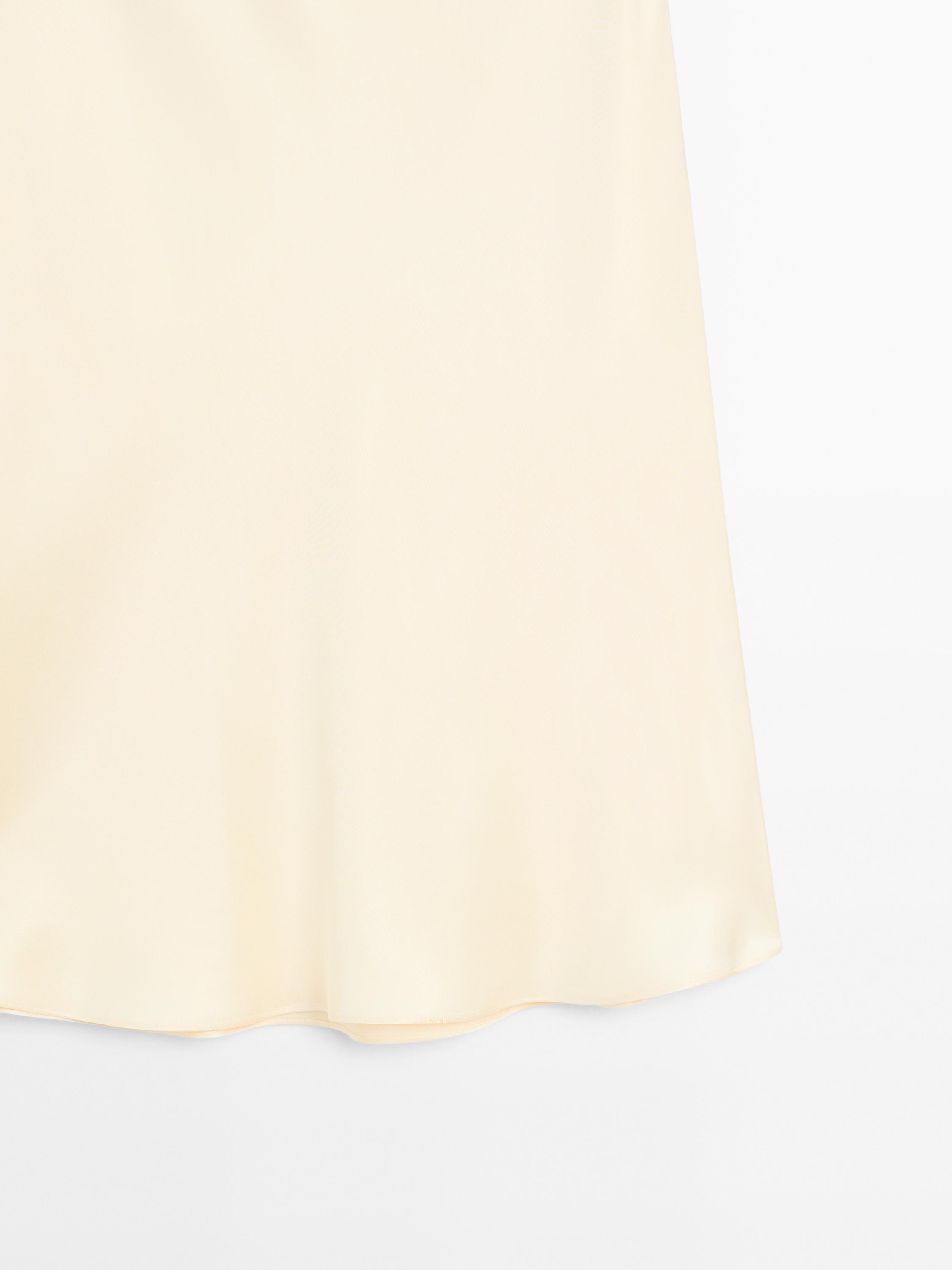 Flowing satin-effect skirt