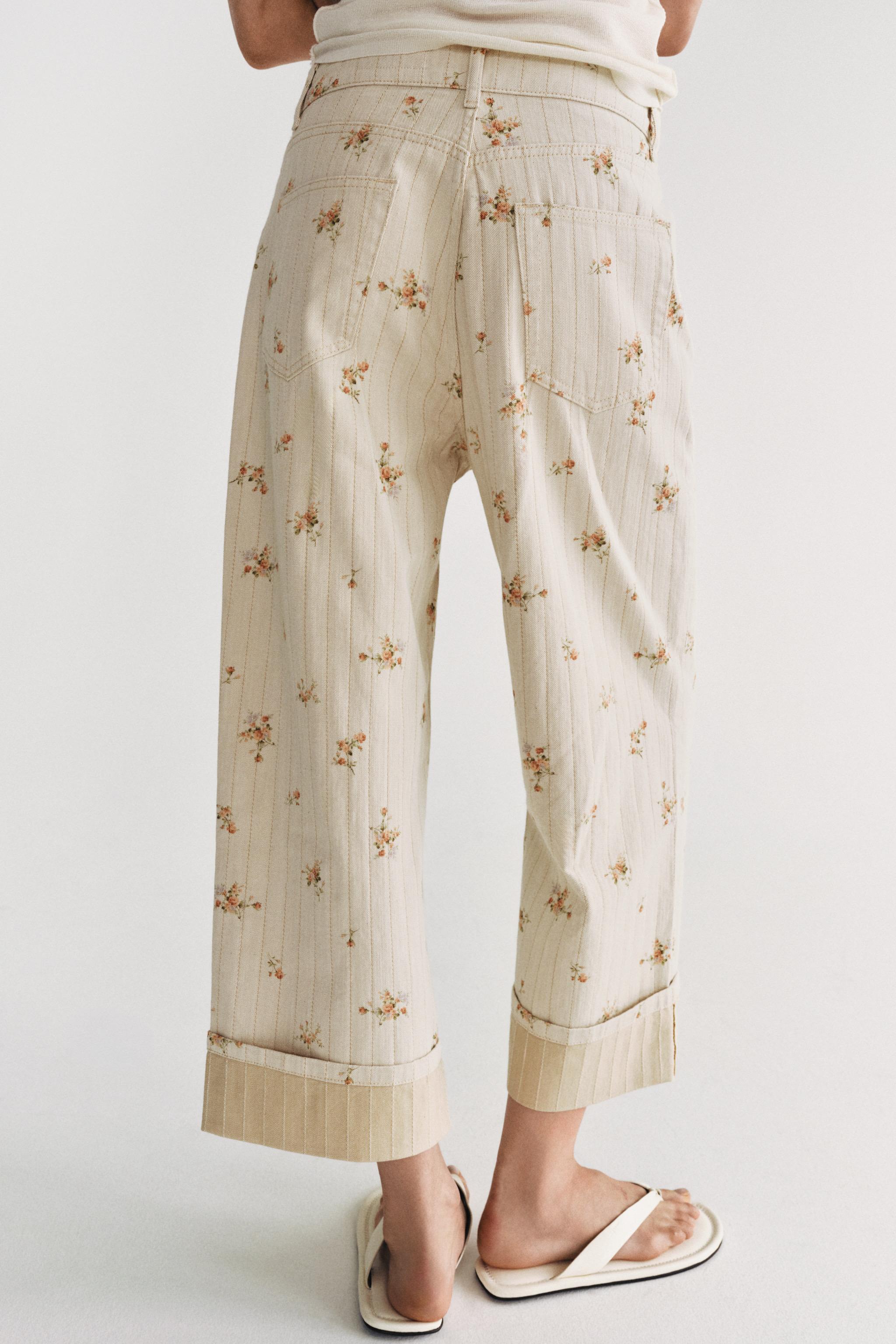 Женские джинсы Zara ZW COLLECTION MID-RISE TAPERED FLORAL JEANS — фото 3