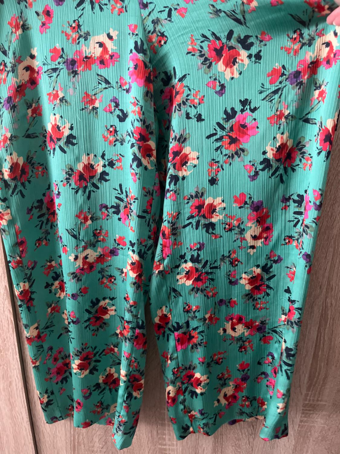 FLORAL PRINT WRAP JUMPSUIT - Image 3
